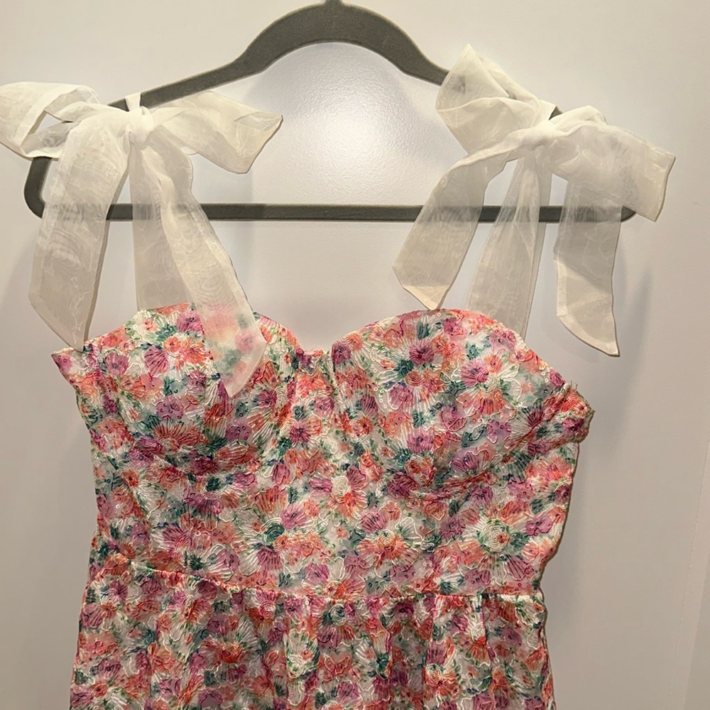 NWT sweetheart floral midi dress